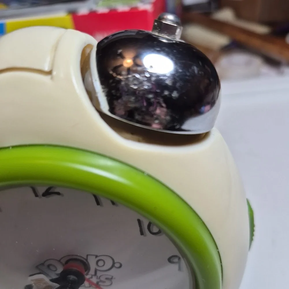 Kellogg's Pop Tart Backwards Running Novelty Clock Crazy Good 2005 not working